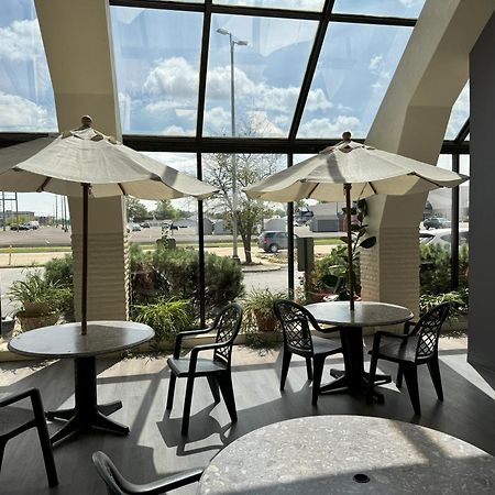 Sycamore Suites 일리리아 외부 사진